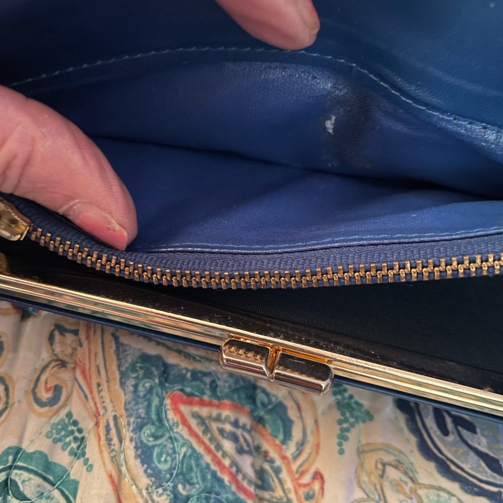 Valentino Garavani Vintage Long Epi leather long wallet - Picture 8 of 16